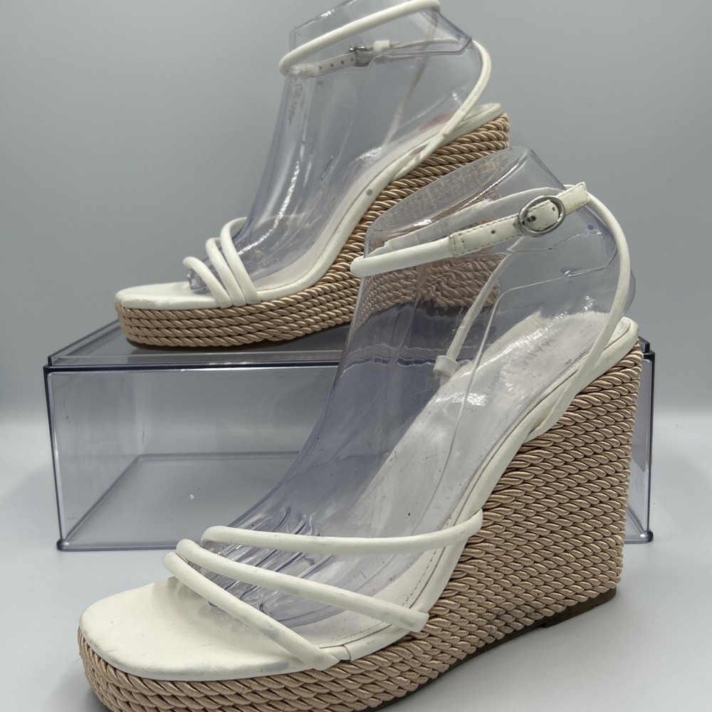 Marc Fisher Womens Zeki Sandal Size 9.5 White Strappy Ankle Strap Wedge Platform